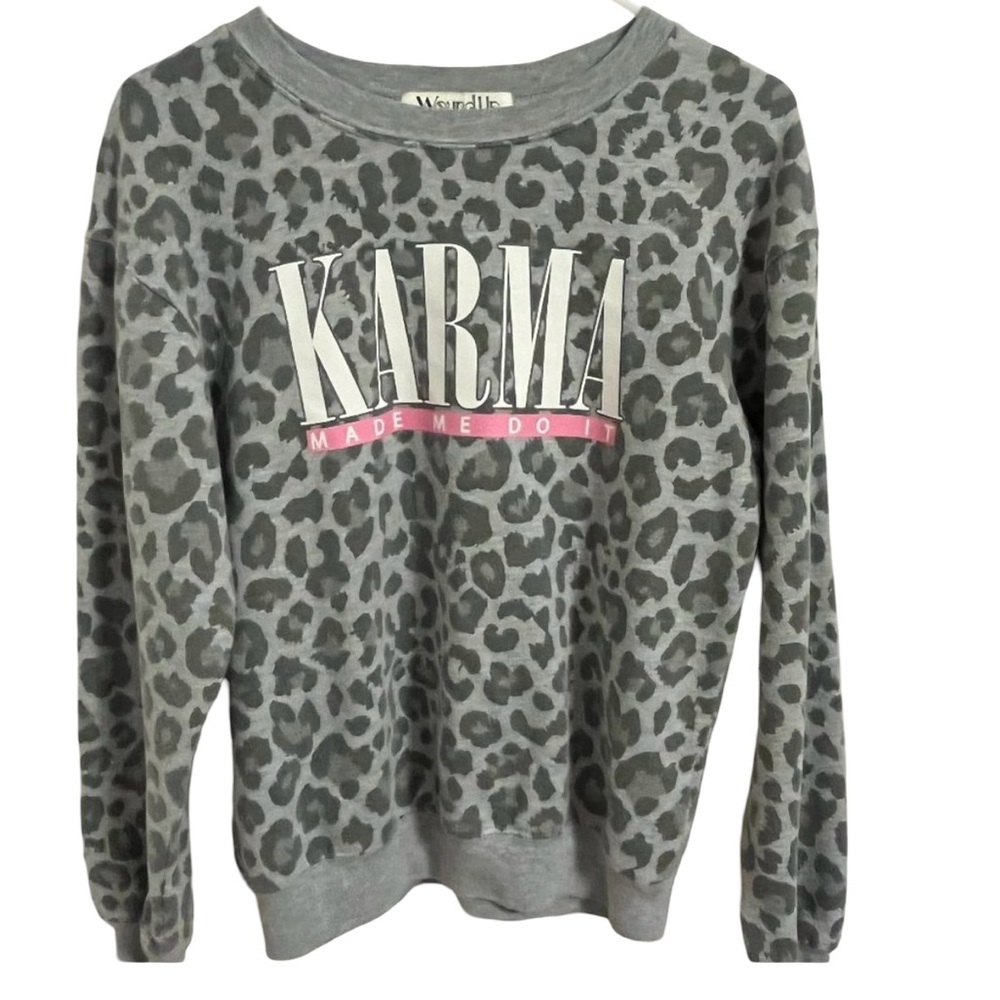 Gray animal print sweatshirt  XS (1)